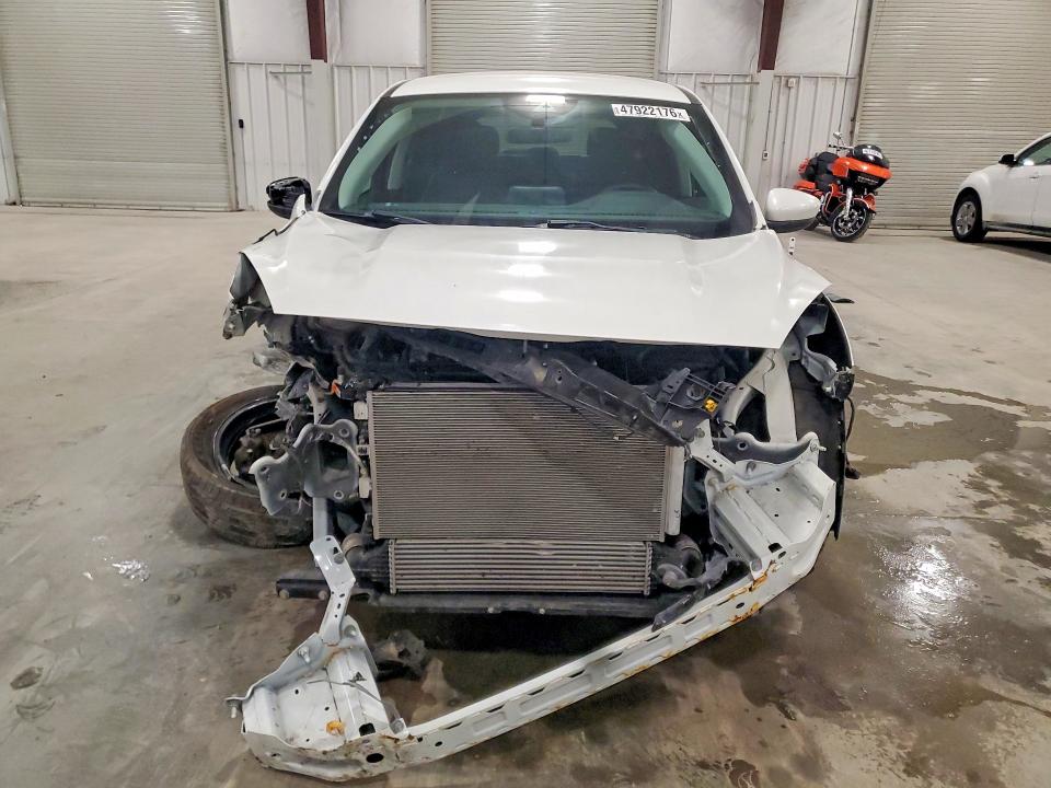 47922176 :رقم المزاد ، 1FMCU9H6XNUA56361 vin ، 2022 Ford Escape مزاد بيع