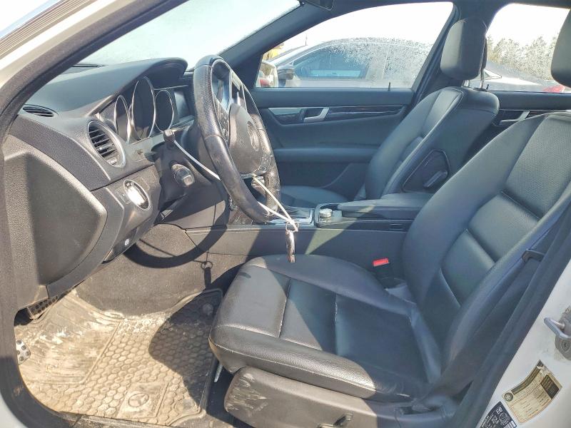 Продажа на аукционе авто 2012 Mercedes-benz C, vin: WDDGF8FB3CA734897, номер лота: 47210126