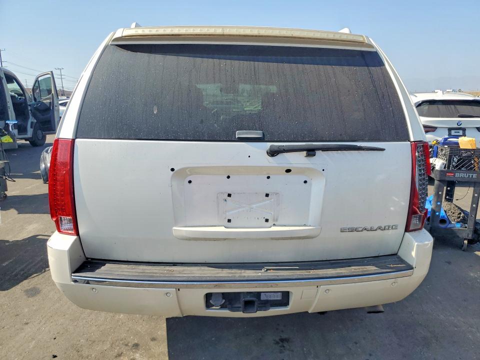Продажа на аукционе авто 2007 Cadillac Escalade, vin: 1GYFK668X7R409739, номер лота: 47578466