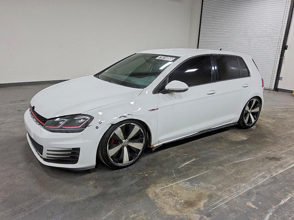 Продажа на аукционе авто 2015 Volkswagen Gti, vin: 3VW5T7AU0FM028567, номер лота: 79016095