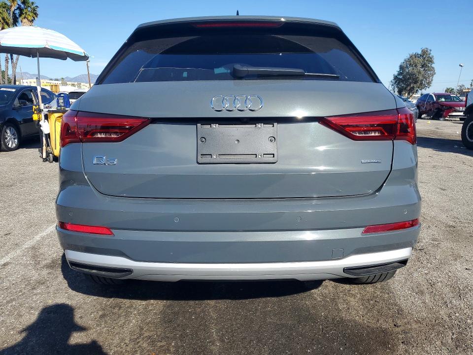 2020 Audi Q3 მანქანა იყიდება აუქციონზე, vin: WA1AECF3XL1111530, აუქციონის ნომერი: 46050746