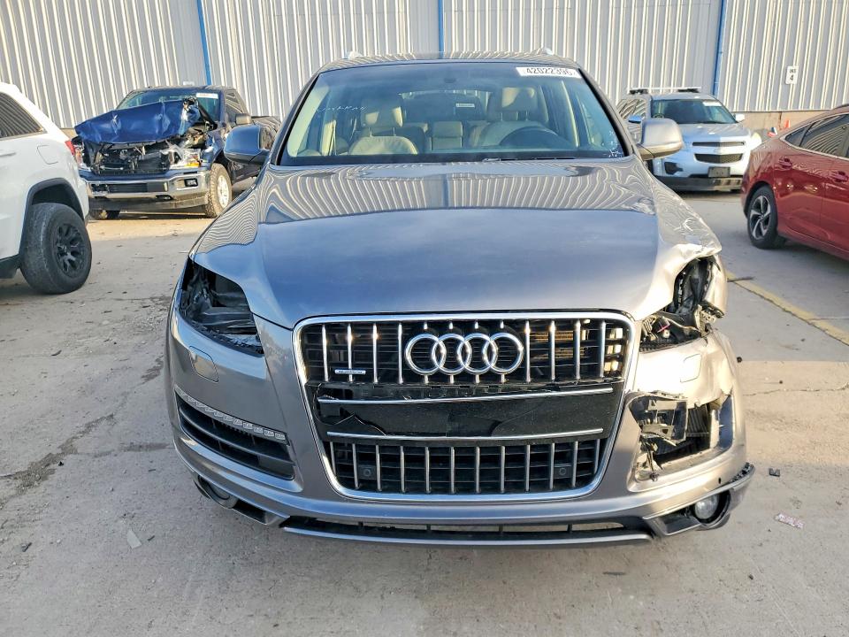 Продаж на аукціоні авто 2015 Audi Q7, vin: WA1LMAFE2FD021101, номер лоту: 42022396