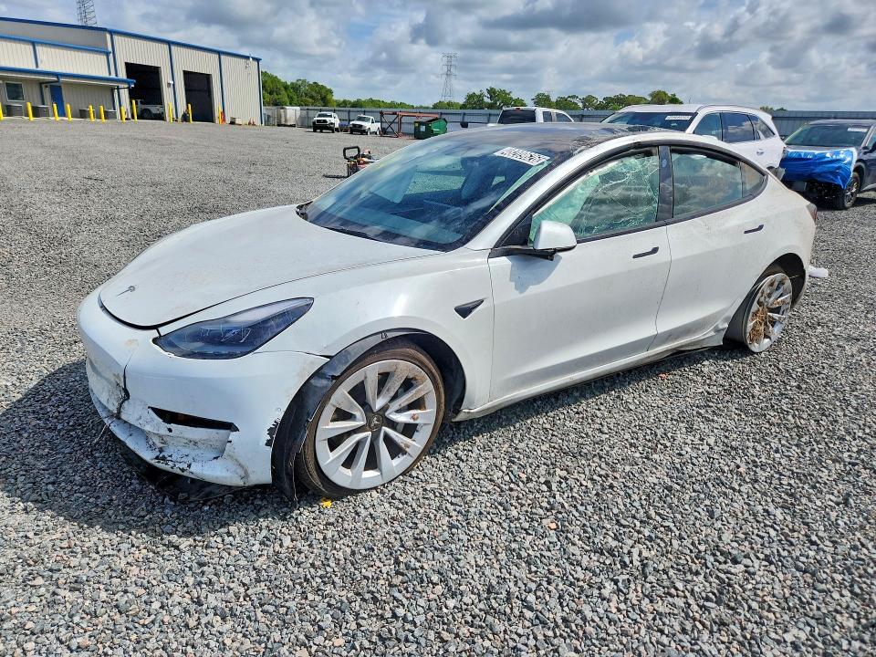 48209626 :رقم المزاد ، 5YJ3E1EA0NF369214 vin ، 2022 Tesla Model 3 مزاد بيع