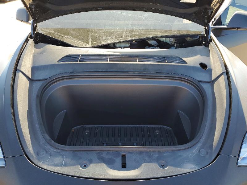 2024 Tesla Model Y მანქანა იყიდება აუქციონზე, vin: 7SAYGDEEXRA262097, აუქციონის ნომერი: 79130035