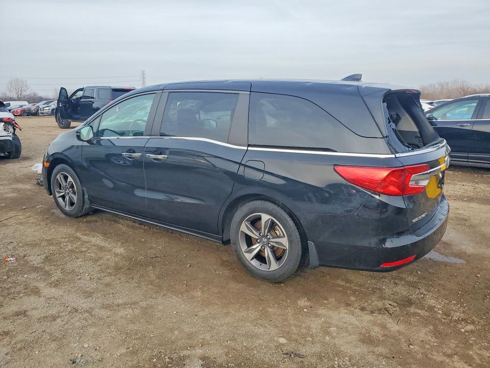 46861556 :رقم المزاد ، 5FNRL6H82JB043656 vin ، 2018 Honda Odyssey مزاد بيع