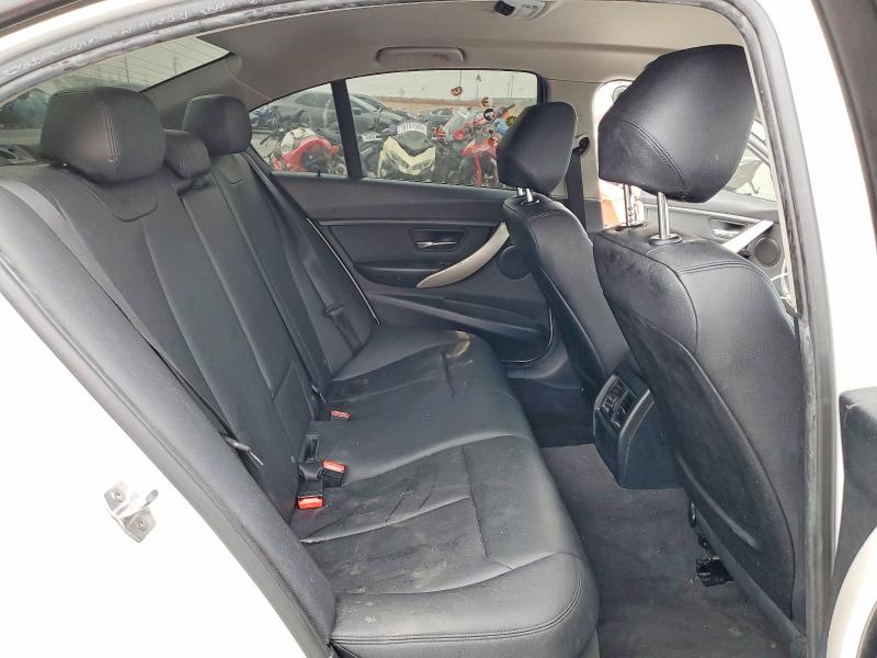 Продаж на аукціоні авто 2016 Bmw 320, vin: WBA8E1G50GNT38018, номер лоту: 46956906