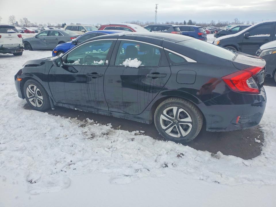 45445766 :رقم المزاد ، 2HGFC2F51JH040957 vin ، 2018 Honda Civic مزاد بيع