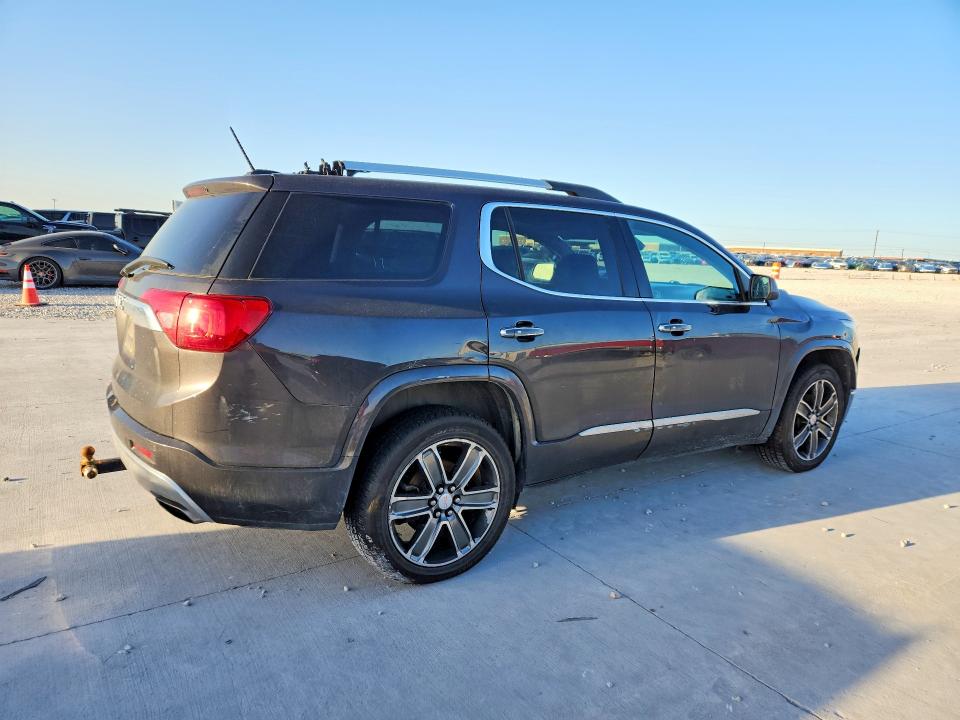 45810116 :رقم المزاد ، 1GKKNPLS9HZ289360 vin ، 2017 Gmc Acadia مزاد بيع