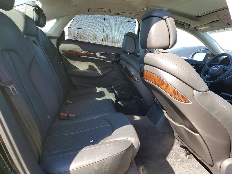 79974385 :رقم المزاد ، WAU32AFD0FN001777 vin ، 2015 Audi A8 مزاد بيع