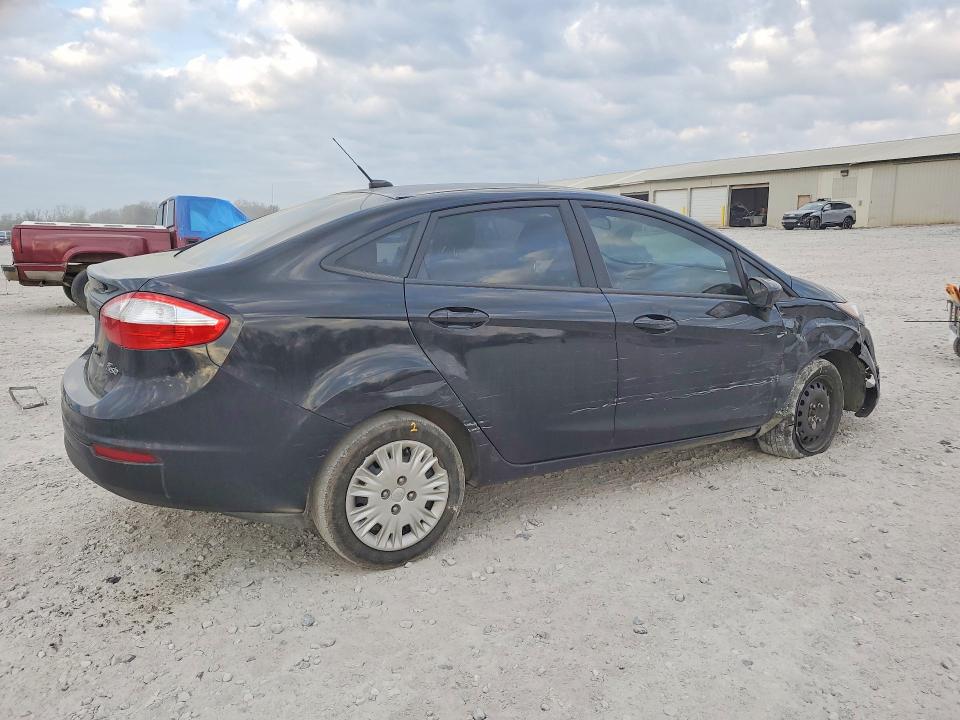 47582906 :رقم المزاد ، 3FADP4AJ2GM206008 vin ، 2016 Ford Fiesta مزاد بيع