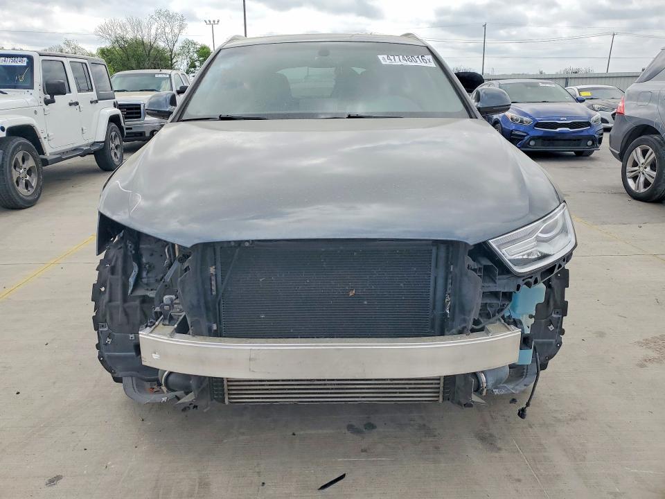 Продаж на аукціоні авто 2018 Audi Q3, vin: WA1BCCFS7JR002944, номер лоту: 47748016