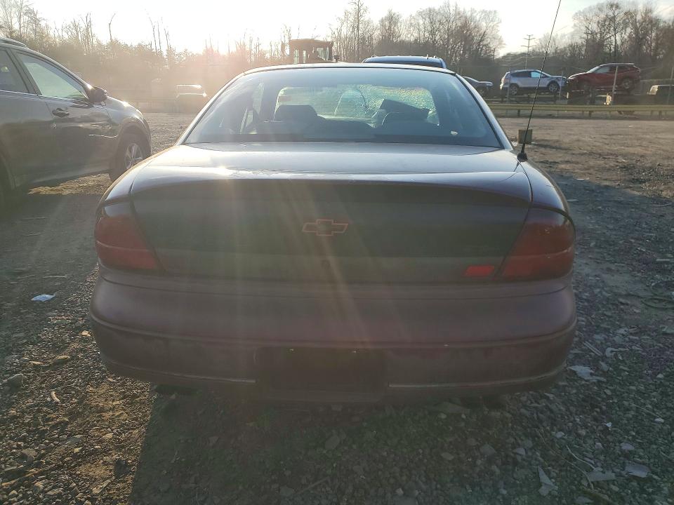 41648256 :رقم المزاد ، 2G1WX12K0X9137281 vin ، 1999 Chevrolet Monte Carlo مزاد بيع
