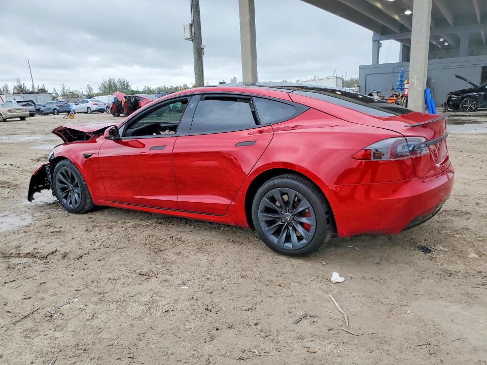 45830596 :رقم المزاد ، 5YJSA1E45LF366906 vin ، 2020 Tesla Model S مزاد بيع