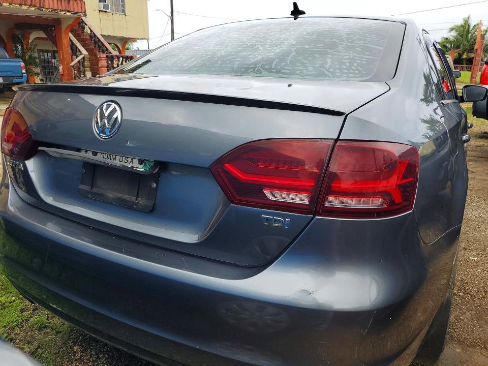 79981365 :رقم المزاد ، 3VWLL7AJ8DM412865 vin ، 2013 Volkswagen Jetta مزاد بيع