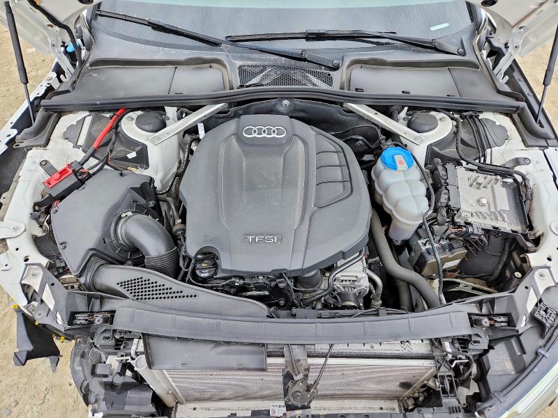 Продаж на аукціоні авто 2019 Audi A4, vin: WAUENAF45KA012761, номер лоту: 46759786