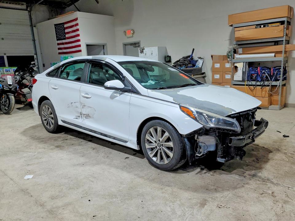 46132286 :رقم المزاد ، 5NPE34AF9FH070339 vin ، 2015 Hyundai Sonata مزاد بيع