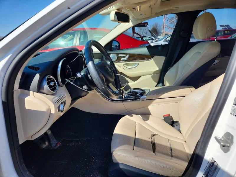 41951426 :رقم المزاد ، 55SWF4KB1FU052762 vin ، 2015 Mercedes Benz C مزاد بيع