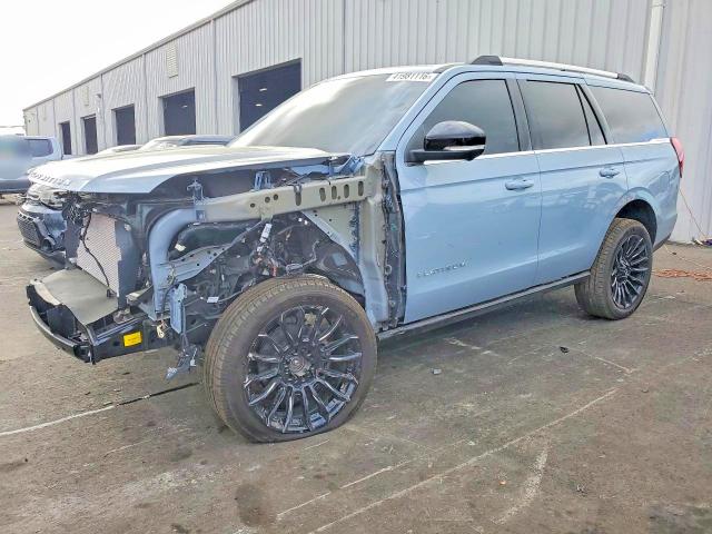 Продажа на аукционе авто 2025 Ford Expedition, vin: 1FMJU1M89SEA73920, номер лота: 41981116