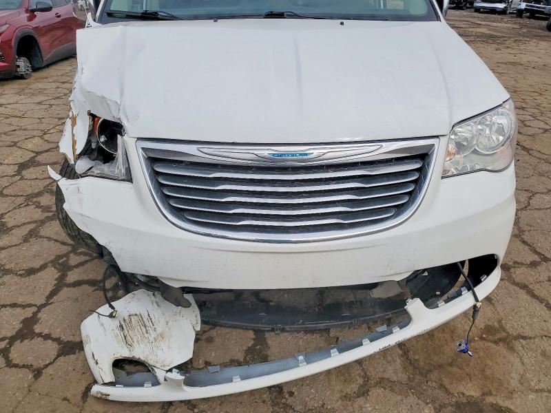 46879106 :رقم المزاد ، 2C4RC1CG7GR150703 vin ، 2016 Chrysler Town & Country مزاد بيع