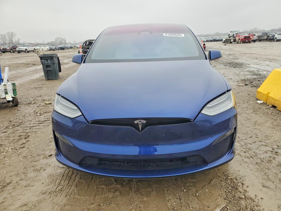 Продажа на аукционе авто 2022 Tesla Model X, vin: 7SAXCBE56NF331375, номер лота: 41600036