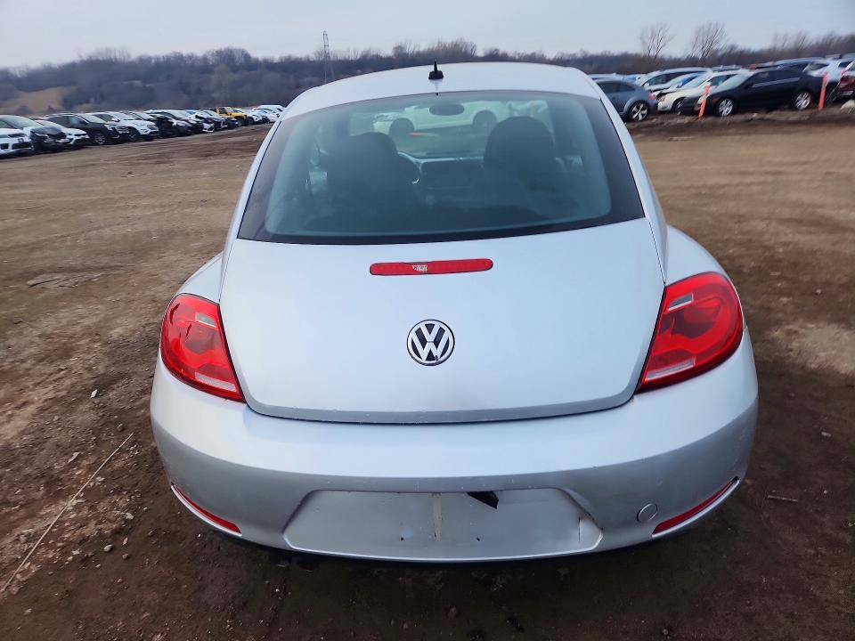 46845806 :رقم المزاد ، 3VWJP7AT4CM601136 vin ، 2012 Volkswagen Beetle مزاد بيع