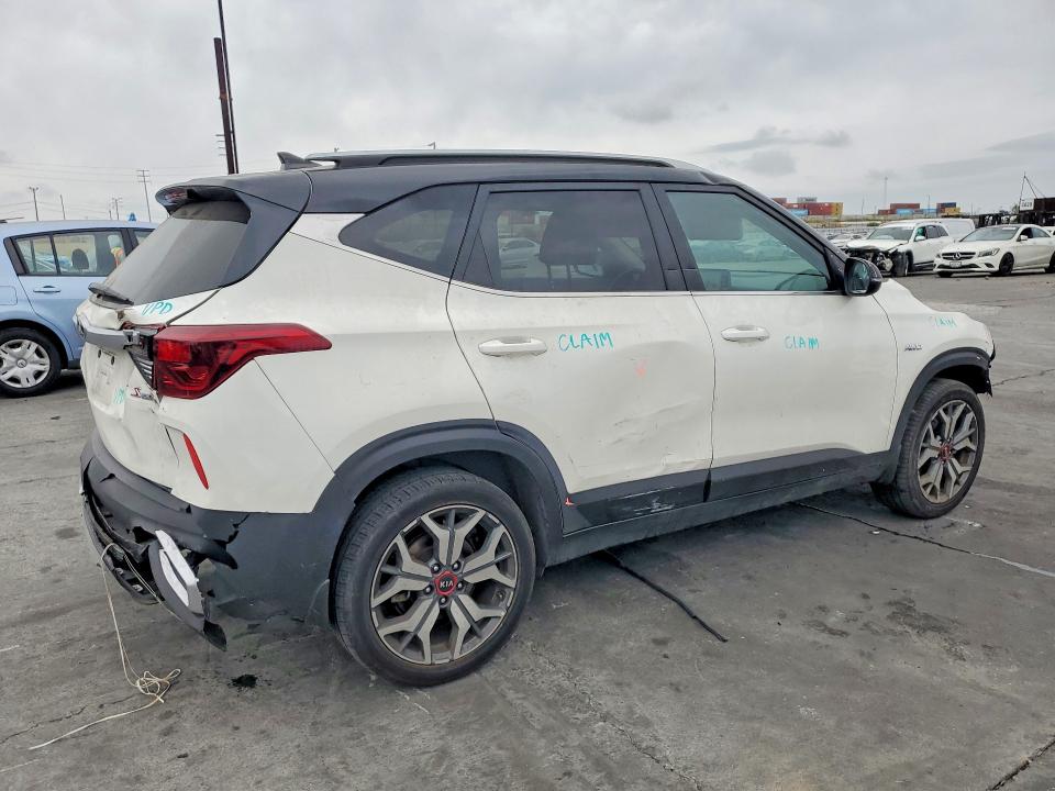 48022896 :رقم المزاد ، KNDEUCA20M7092915 vin ، 2021 Kia Seltos مزاد بيع