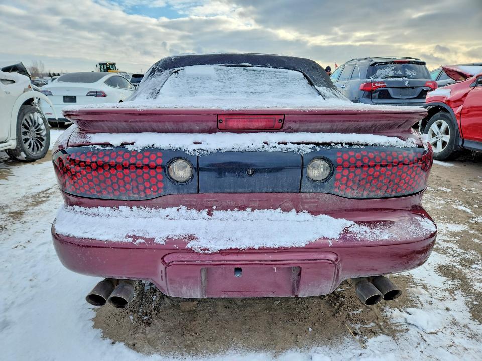 Продажа на аукционе авто 2000 Pontiac Firebird, vin: 2G2FS32K8Y2115464, номер лота: 45939436