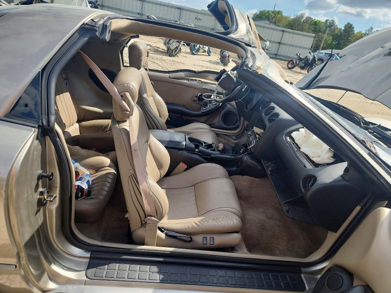 47990686 :رقم المزاد ، 2G2FV22G212118461 vin ، 2001 Pontiac Firebird مزاد بيع