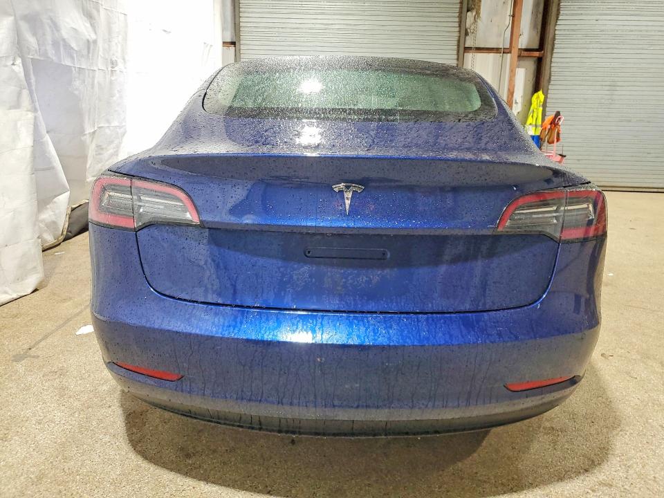 2022 Tesla Model 3 მანქანა იყიდება აუქციონზე, vin: 5YJ3E1EA0NF189005, აუქციონის ნომერი: 47600066