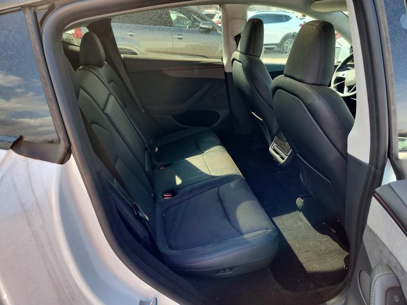 46437366 :رقم المزاد ، 7SAYGDED4TA415636 vin ، 2026 Tesla Model Y مزاد بيع