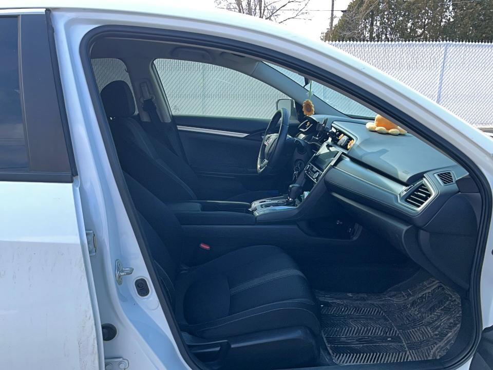 Продаж на аукціоні авто 2017 Honda Civic, vin: 2HGFC2F50HH029782, номер лоту: 48209326