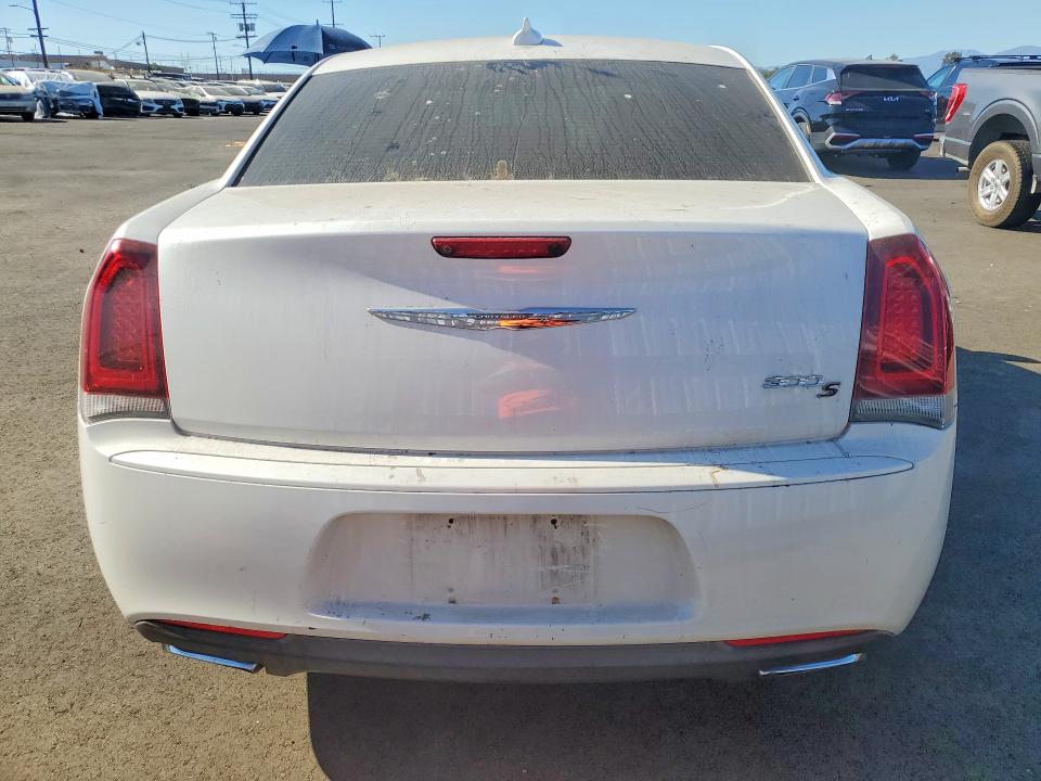 Aukcja sprzedaży 2016 Chrysler 300, vin: 2C3CCABG2GH167703, numer aukcji: 46689766