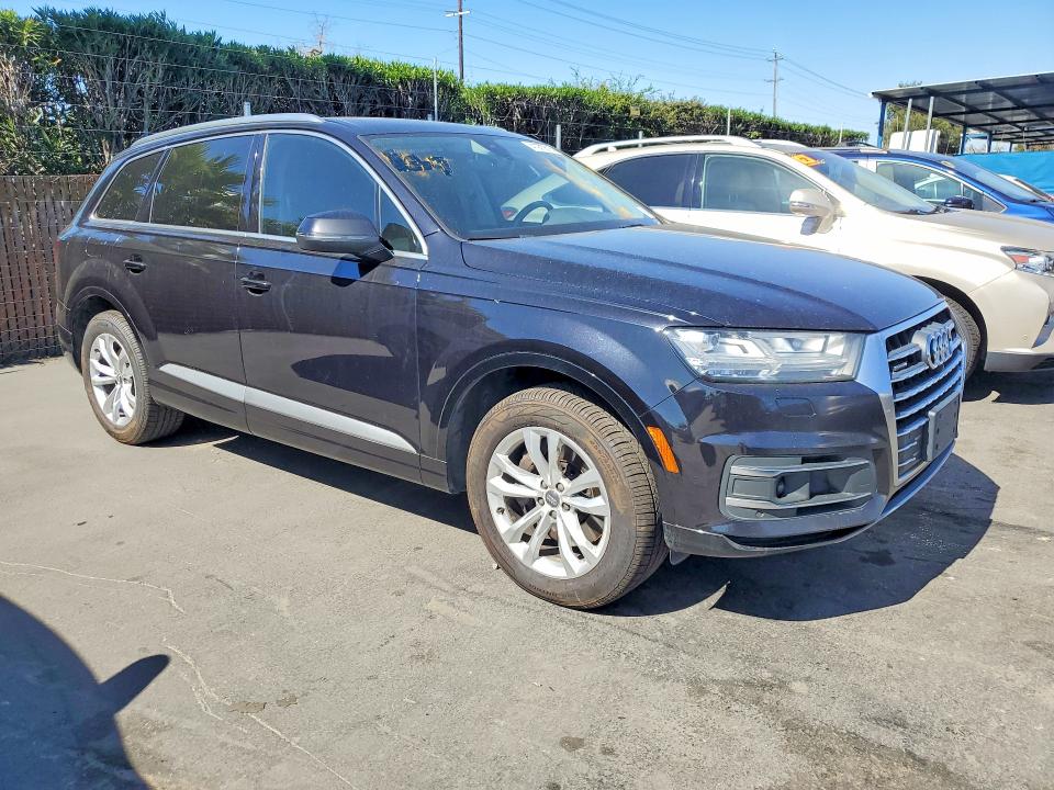 2017 Audi Q7 მანქანა იყიდება აუქციონზე, vin: WA1LAAF75HD031425, აუქციონის ნომერი: 41970616