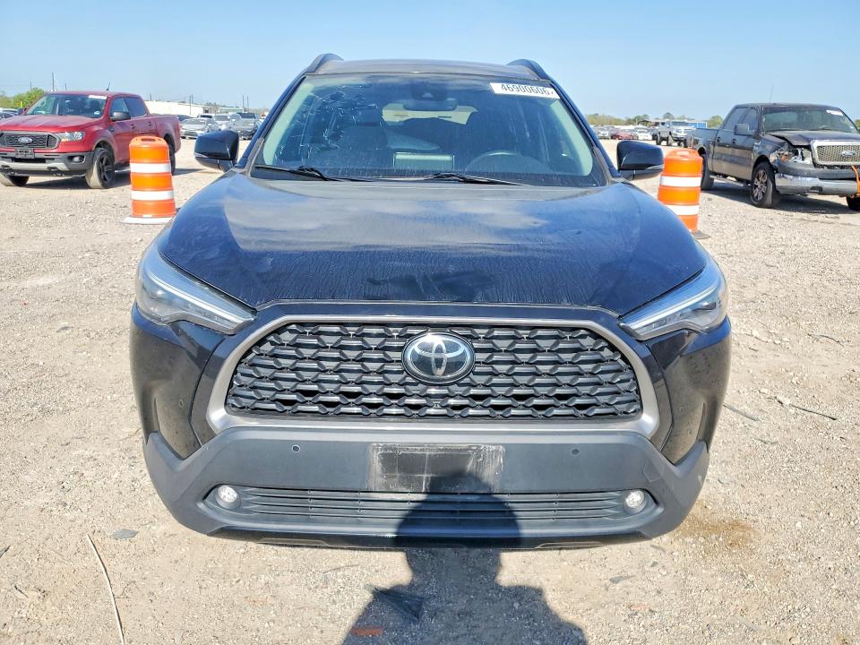 46900606 :رقم المزاد ، 7MUEAAAGXNV015815 vin ، 2022 Toyota Corolla Cross مزاد بيع