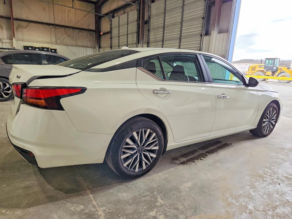 Auction sale of the 2025 Nissan Altima, vin: 1N4BL4DV8SN373909, lot number: 47996016
