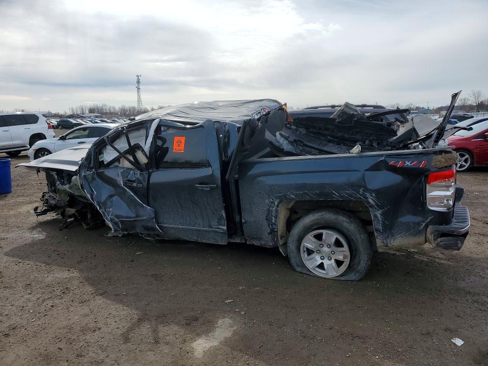 47249646 :رقم المزاد ، 3GCUKREC9JG106804 vin ، 2018 Chevrolet Silverado مزاد بيع