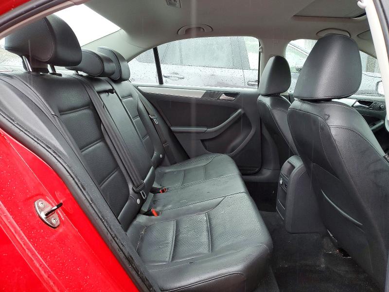 79807255 :رقم المزاد ، 3VWDP7AJXDM311271 vin ، 2013 Volkswagen Jetta مزاد بيع