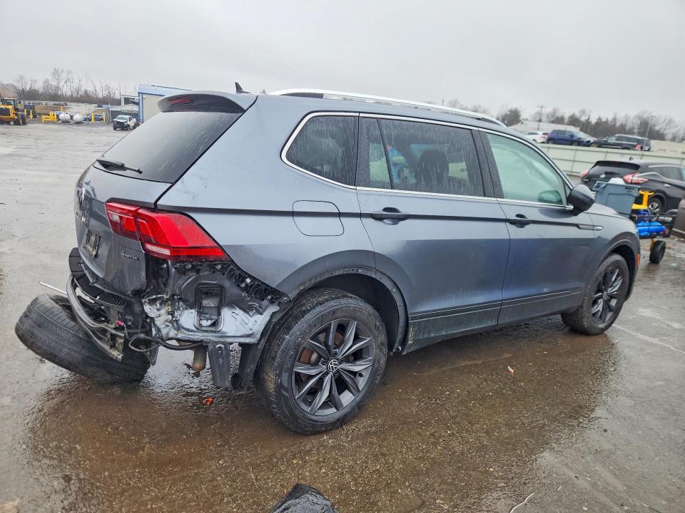 79837035 :رقم المزاد ، 3VVMB7AX3PM075767 vin ، 2023 Volkswagen Tiguan مزاد بيع