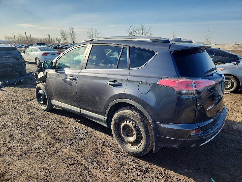 46983706 :رقم المزاد ، 2T3RFREV9JW821898 vin ، 2018 Toyota Rav4 مزاد بيع