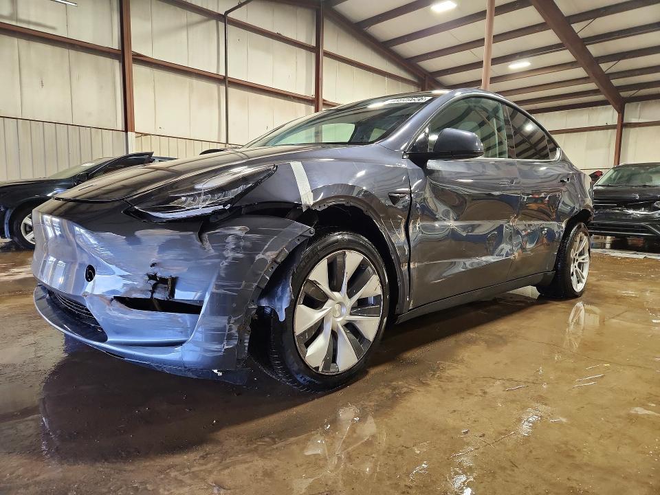 45949656 :رقم المزاد ، 7SAYGDEE4PF619516 vin ، 2023 Tesla Model Y مزاد بيع