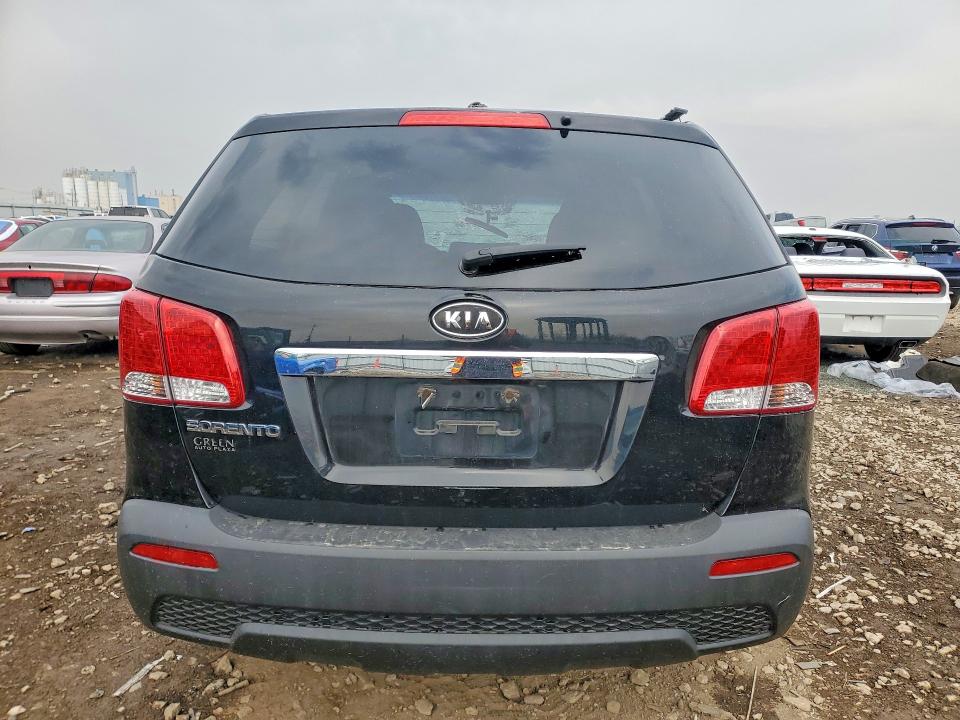46499986 :رقم المزاد ، 5XYKT3A15BG110807 vin ، 2011 Kia Sorento مزاد بيع