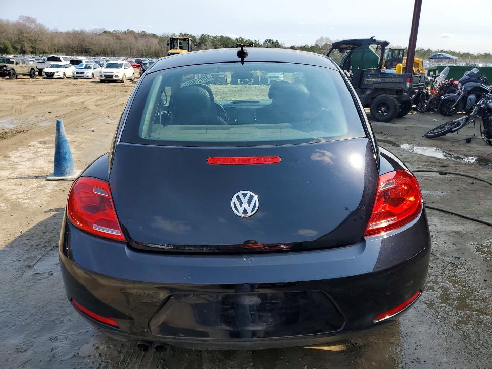 45753606 :رقم المزاد ، 3VWJP7AT2DM671638 vin ، 2013 Volkswagen Beetle مزاد بيع