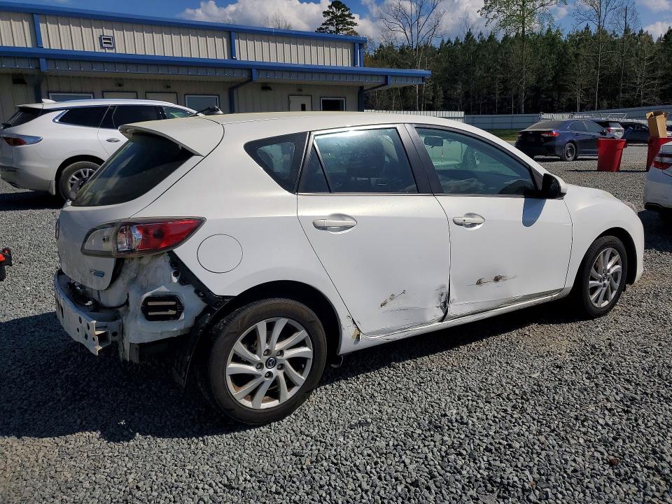 47222676 :رقم المزاد ، JM1BL1L70D1835143 vin ، 2013 Mazda 3 مزاد بيع