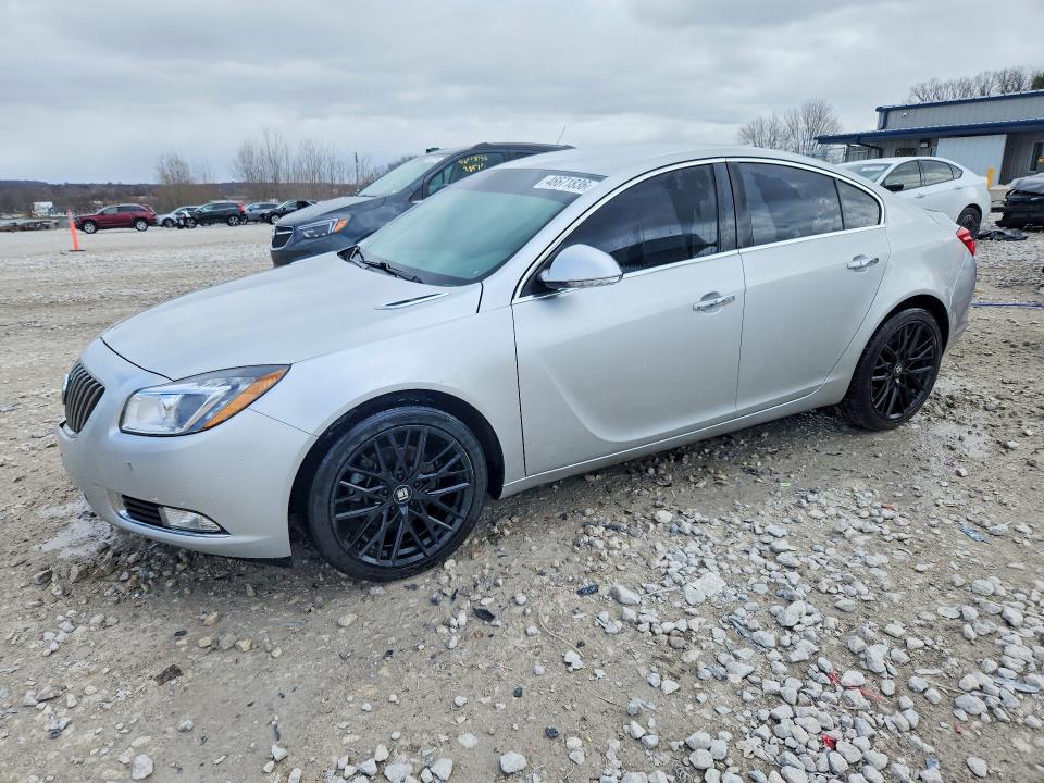 46671836 :رقم المزاد ، 2G4GU5EV3D9223760 vin ، 2013 Buick Regal مزاد بيع