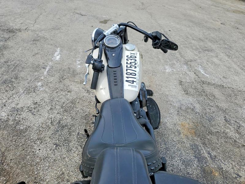 41875536 :رقم المزاد ، 1HD1YBK15NB030409 vin ، 2022 Harley Davidson Flhcs مزاد بيع