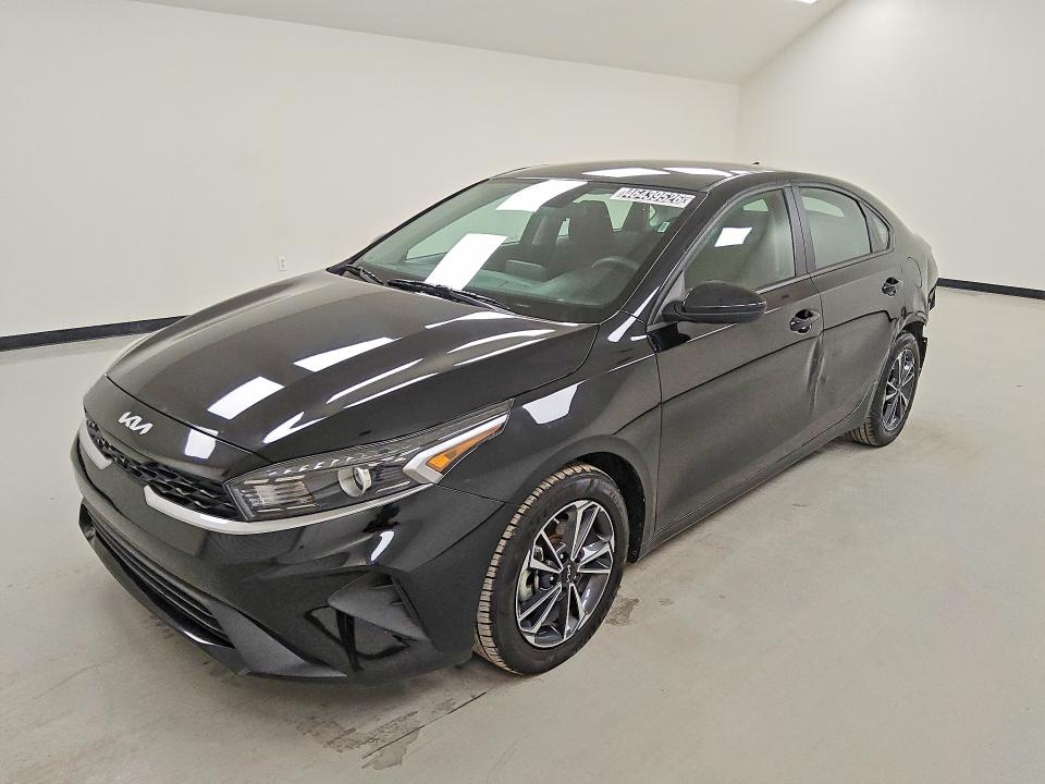 46439526 :رقم المزاد ، 3KPF24AD9RE707969 vin ، 2024 Kia Forte مزاد بيع