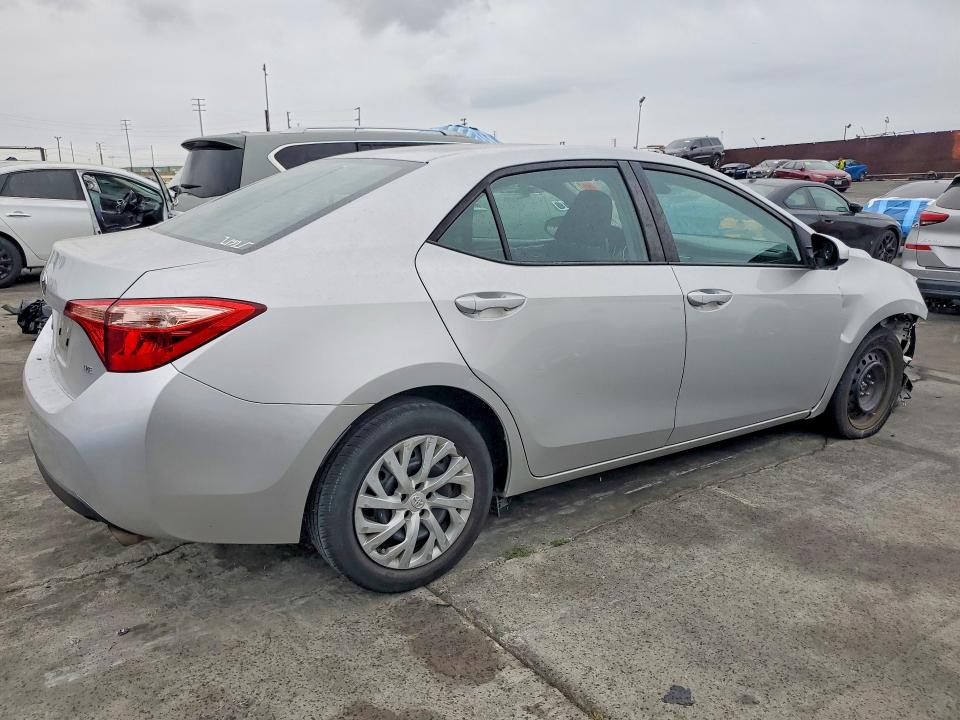 2019 Toyota Corolla მანქანა იყიდება აუქციონზე, vin: 5YFBURHEXKP940865, აუქციონის ნომერი: 48003346