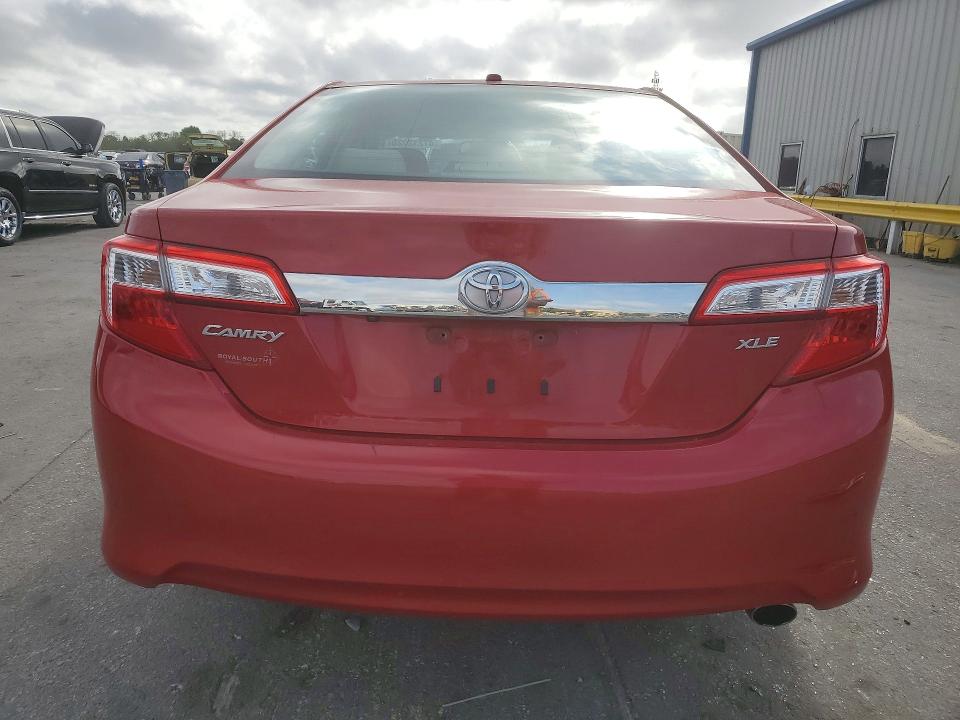 2012 Toyota Camry მანქანა იყიდება აუქციონზე, vin: 4T4BF1FK2CR162782, აუქციონის ნომერი: 47212226