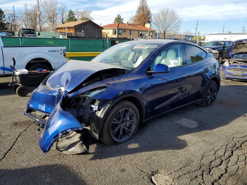 46648646 :رقم المزاد ، 7SAYGDEEXSF263436 vin ، 2025 Tesla Model Y مزاد بيع