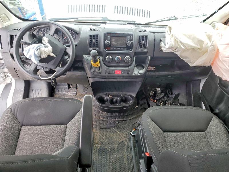 46135156 :رقم المزاد ، 3C6TRVAG0JE107772 vin ، 2018 Ram Promaster 1500 مزاد بيع